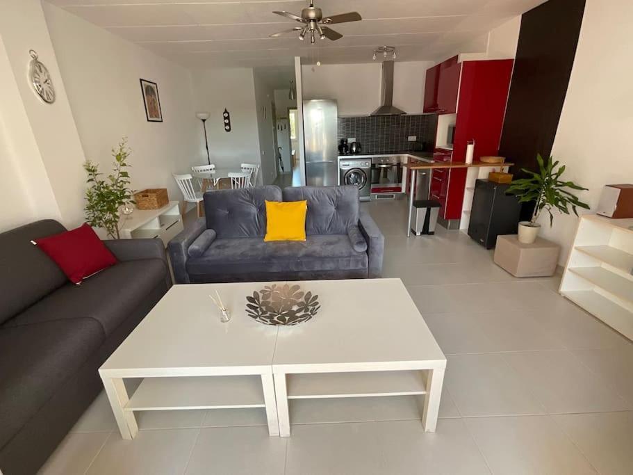 Lindo Apartamento Con Vistas Al Puerto Mistral إمبوريابرافا المظهر الخارجي الصورة